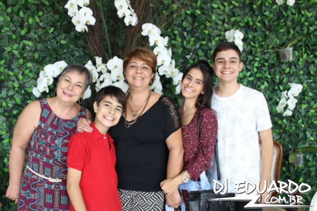 Você também pode ver as fotos usando as setas do seu teclado! Experimente!